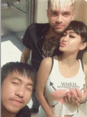 jupe-kaget-foto-payudaranya-dipegang-diego-beredar