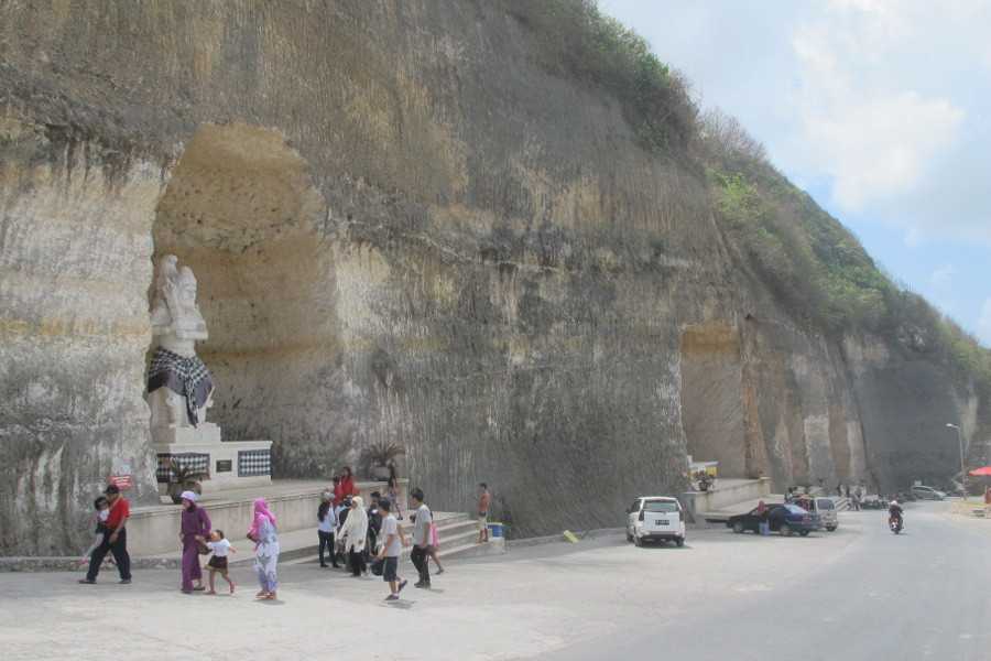 Pantai di Bali Ini 'Dijaga' 5 Ksatria Pandawa
