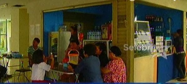 norman-kamaru-dari-brimob-dan-artis-dadakan-kini-jadi-penjual-bubur