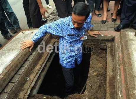 Gaya Blusukan Beberapa Presiden RI