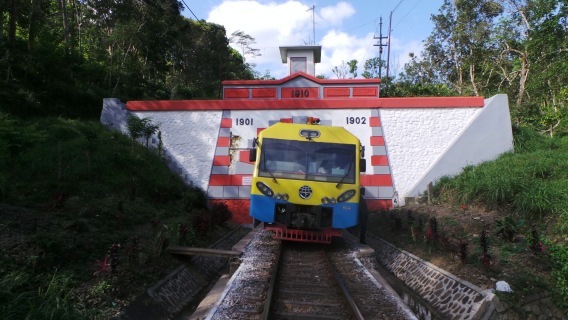 peningkatan-layanan-kereta-api-jarak-jauh-dan-krl