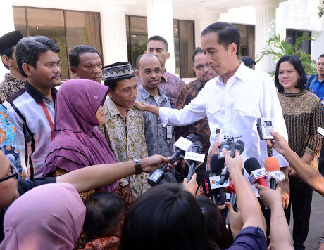 &#91; Relababuwan KECEWA &#93; Ibu Arsyad Sebut Jokowi Tak Marah Fotonya Diedit Gambar Porno