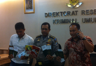 &#91;Otomatis downgrade IQ &#93; Suami Istri A &amp; R Jual Rumah di Makassar utk Jihad ke Suriah