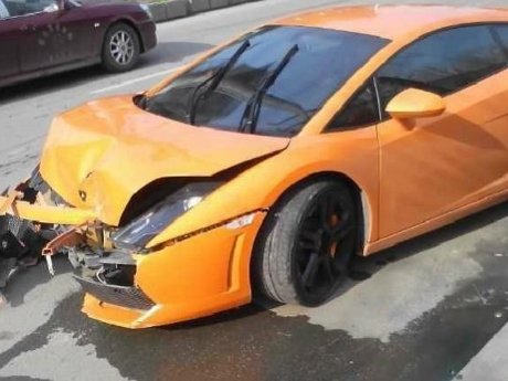 BUSET DAH, Banyak OKB, 1 Hari Ada 5 Kecelakaan Lamborghini di Tiongkok