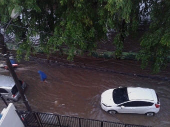 SURAT TERBUKA WARGA JAKARTA UTARA KEPADA GUBERNUR DKI JAKARTA PERIHAL BANJIR