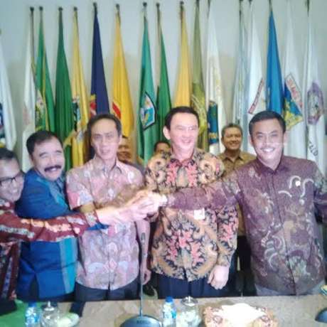 &#91;BERAKIN NEWS&#93; Ahok Teriak, Mediasi dengan DPRD DKI Ricuh