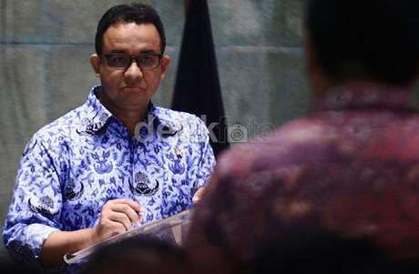 takut-anaknya-di-bully-seorang-bapak-minta-saran-anies-baswedan