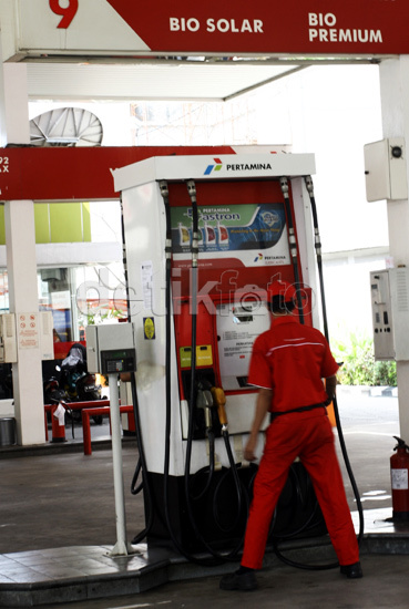 wooww-bikin-solar-campur-air-pertamina-bangun-pabrik-di-kalsel-dan-gresik