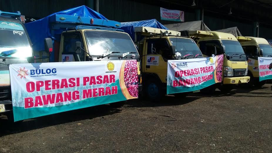 Mentan Pulang, Truk-truk Operasi Pasar Bawang Merah Bulog 'Hilang'