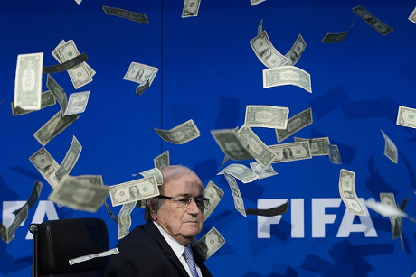 Gelar Konferensi Pers, Blatter Diguyur Uang