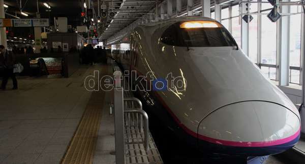 kereta-cepat-jakarta-bandung-jokowi-jadi-perhatian-dunia