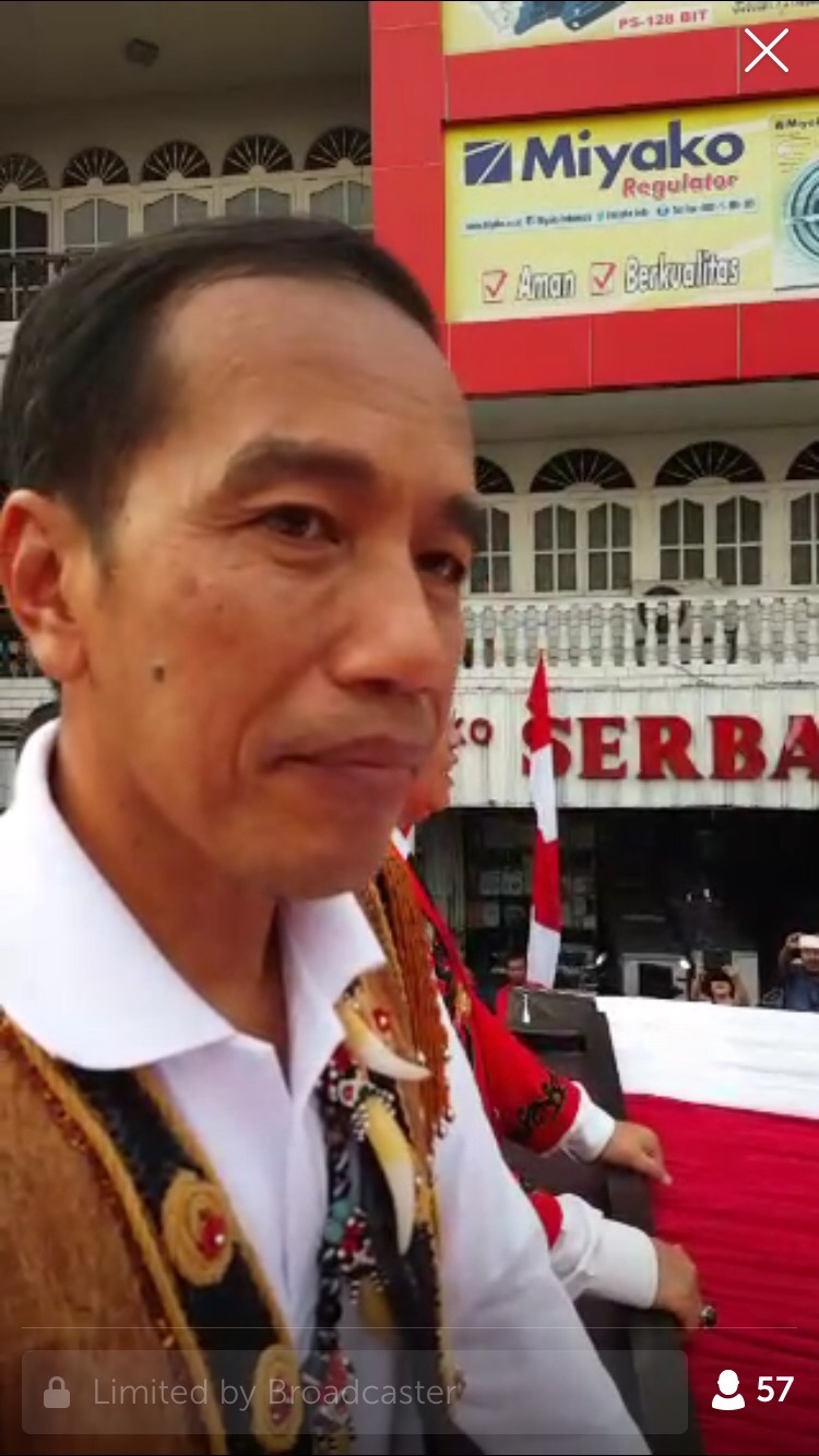 Jokowi Jadi Reporter di Periscope