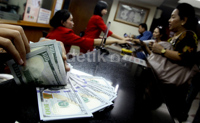 Dolar AS Pagi Ini Rp 14.160