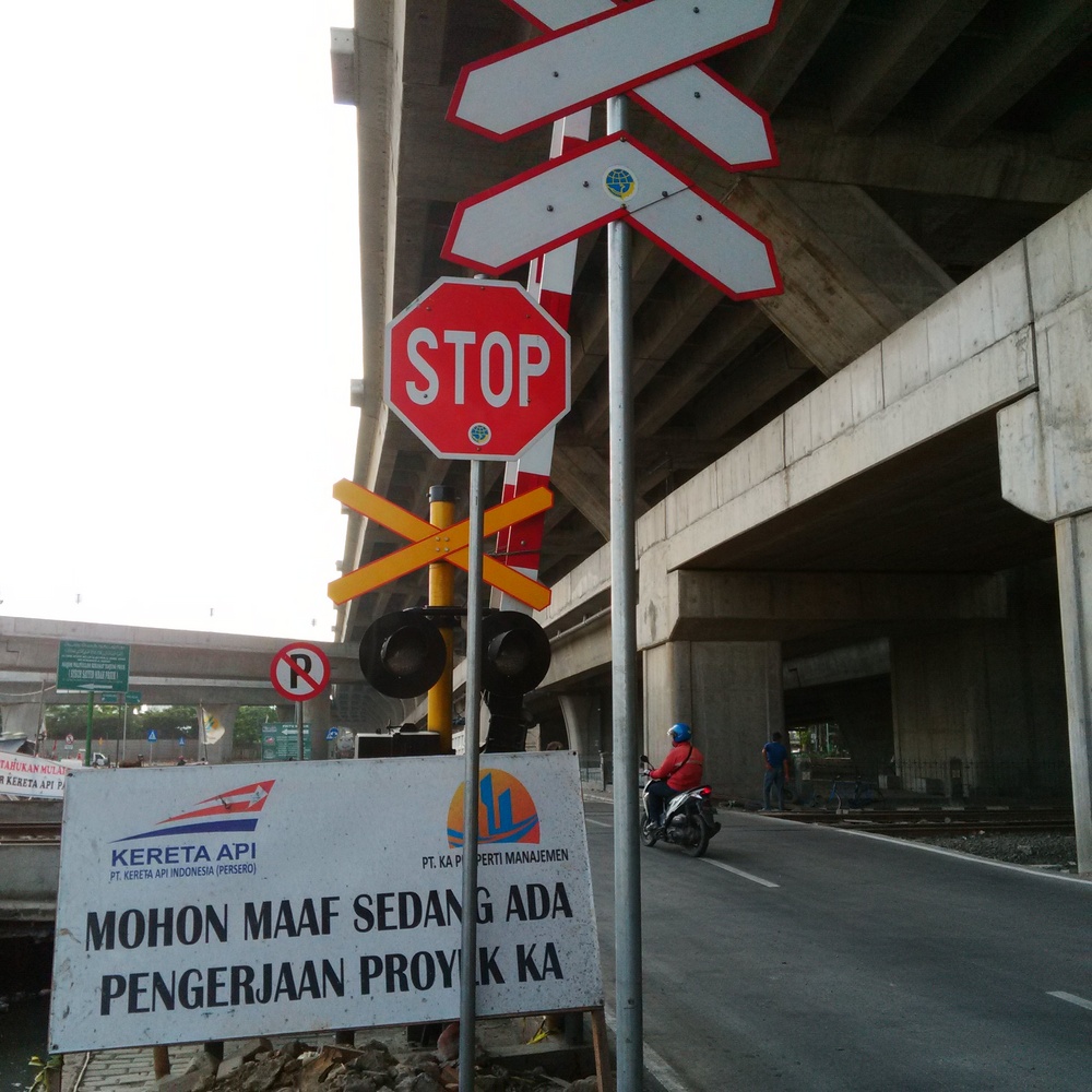 Diam-diam, Proyek Rel KA Tanjung Priok Sudah 60%