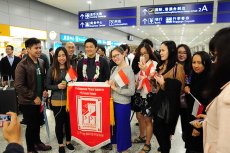 Tiba di Shanghai, Rio Dapat Sambutan Hangat
