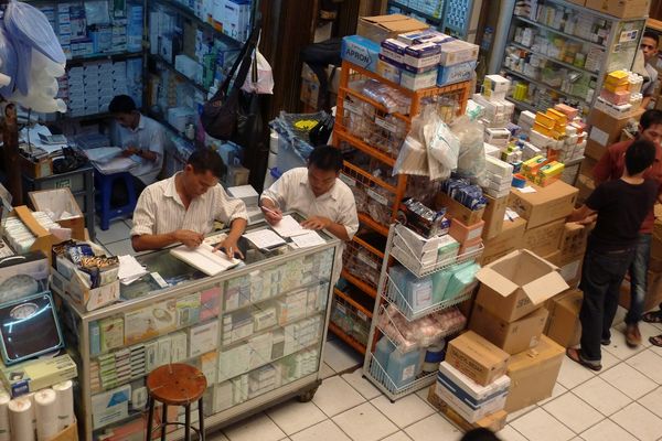 Vaksin Palsu Bisa Didapatkan di Pasar Pramuka dan Pasar Jatinegara