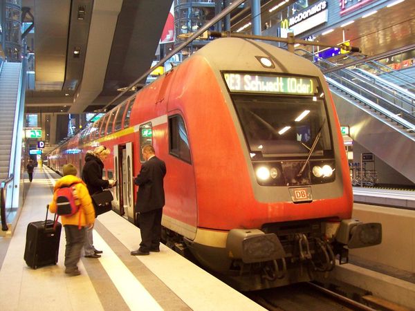 Regio, Kereta Ekonomi Dua Tingkat di Jerman (Solusi nih buat kemacetan Jakarta)