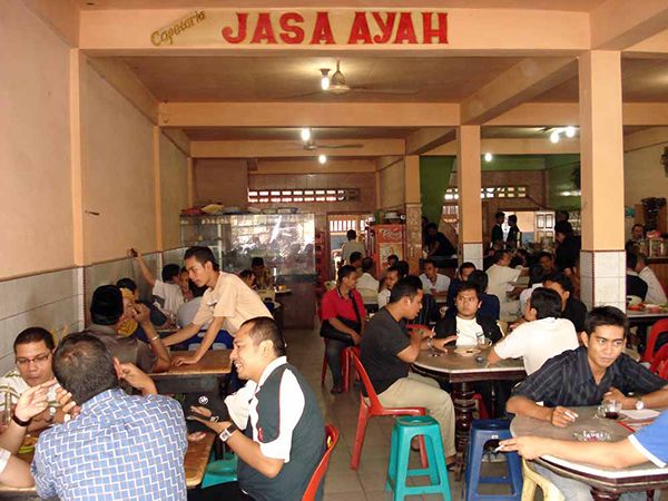 7 Kedai Kopi Legendaris Indonesia