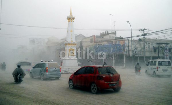 Penampakan Dampak Erupsi Kelud
