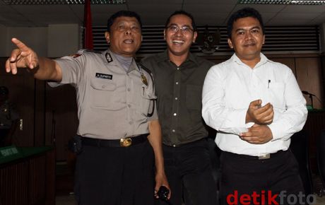 sst-ma-terbelah-di-vonis-ipad-tak-berbuku-panduan-bahasa-indonesia