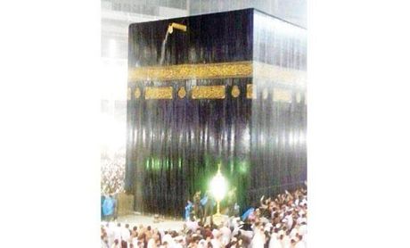 2 Orang Tewas Akibat Hujan Deras dan Banjir di Makkah dan Hail 