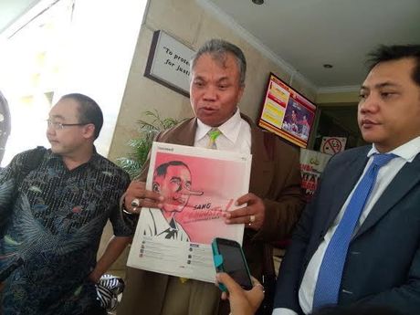 Perbedaan Penyelesaian kasus MAJALAH PLAYBOY vs TABLOID OBOR RAKYAT Oleh KEPOLISIAN