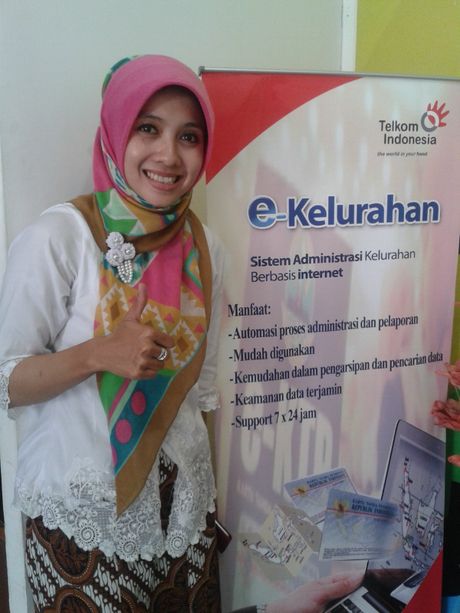 Menyapa Ratna, Lurah Geulis 31 thn Pemimpin Kawasan Percontohan di Bandung