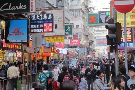 Turis Tiongkok Sering Berkelakuan Buruk, Harus Bagaimana? &#91;Kita pukul layaknya babi&#93;