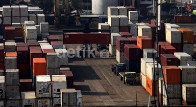 Neraca Perdagangan RI Januari 2015 Surplus US$ 710 Juta