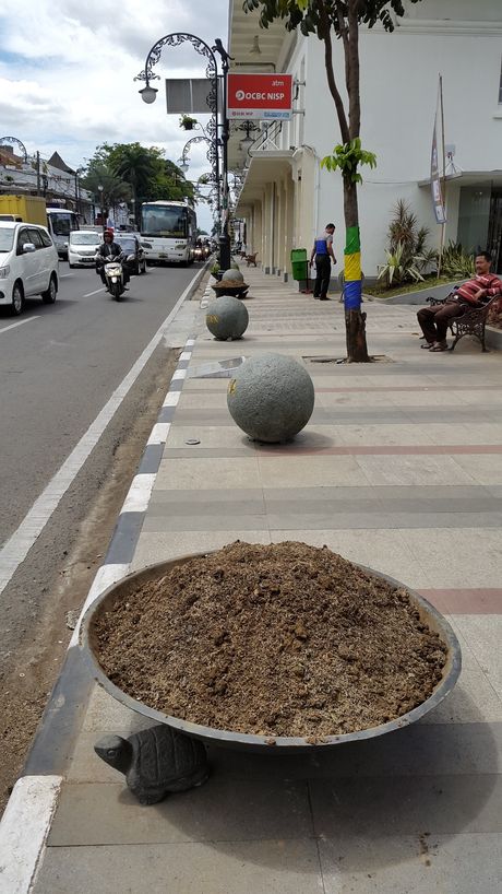 (Bandung parah ) beginikah mental warga kota Bandung (dan sekitarnya)?