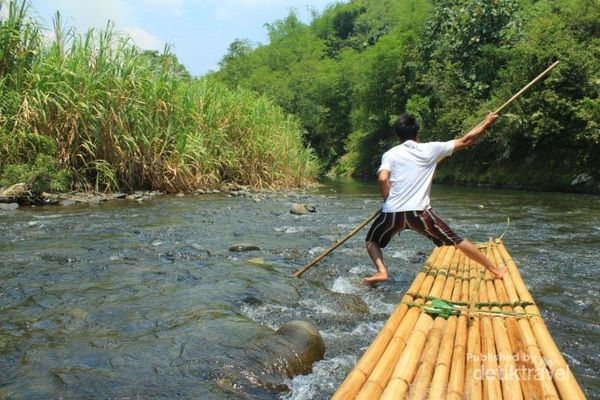 infoarung-jeram-bambu-di-pedalaman-kalimantan