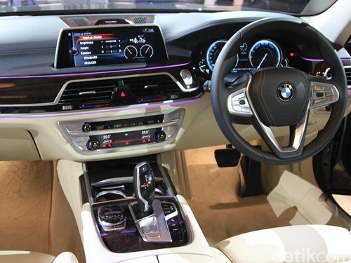 Airbag Bermasalah, BMW Indonesia Tarik Sedan Paling Mewah, Seri 7