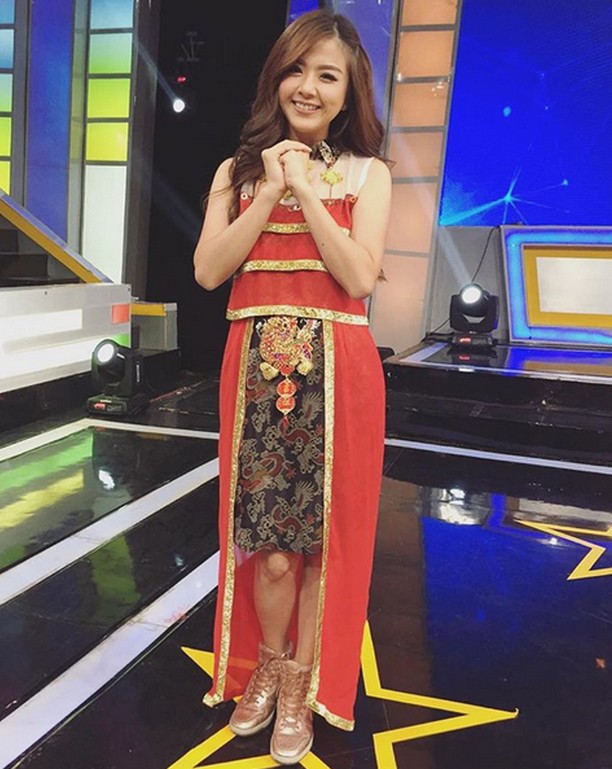Gong Xi Fa Cai! Begini Gaya Sederet Artis Saat Imlek