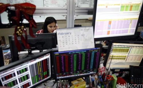 Kecewa Angka Pertumbuhan Ekonomi RI, Dana Asing 'Cabut' dari Bursa