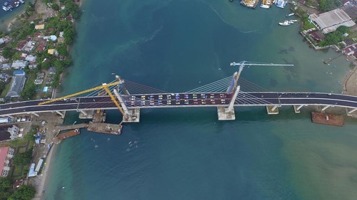 Jembatan Terpanjang di Indonesia Timur Diuji 