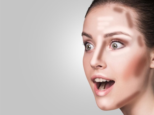 Tips Contouring alami dengan foundation