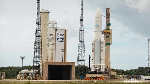Detik - Detik Peluncuran Satelit BRI-sat "Indonesia Punya Gan"