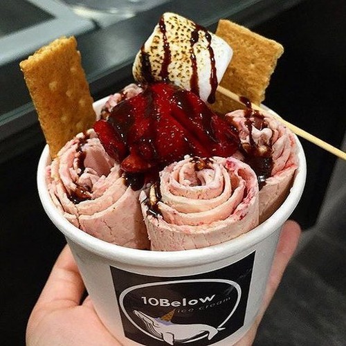 Tipis Lembut Es Krim Gulung yang Enak dari Thailand!
