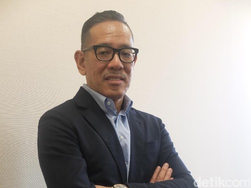Tantangan Desainer Naoki Takizawa Rancang Busana untuk Uniqlo: Tak Terikat Tren