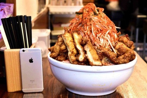 Bisa Dapat 5 Juta Kalau Bisa Habiskan Ramen Ini Dalam 20 Menit