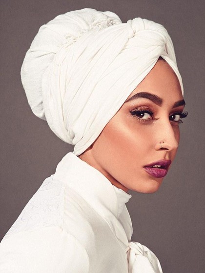 Halima Aden, Model Berhijab Pertama Jadi Sampul Majalah Vogue