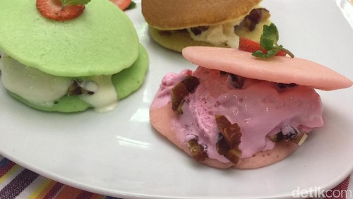 Yuk, Bikin Dorayaki Es Krim yang Dingin Legit