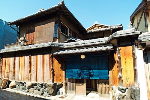 Gerai Starbucks di Kyoto Ini Tempati Bangunan Tradisional Jepang Abad 17