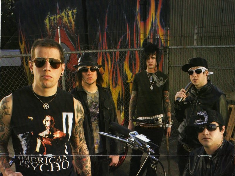 SEDIH GAN║Lagu Special Untuk Mengenang The Rev A7x