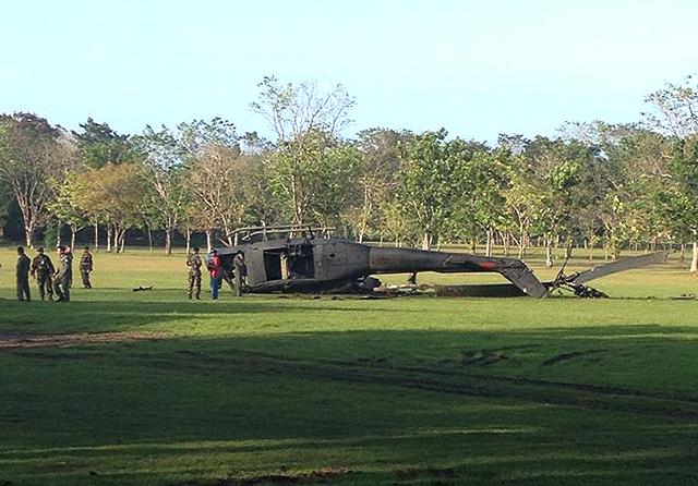 lagi-helikopter-huey-au-filipina-crash-4-februari-2015