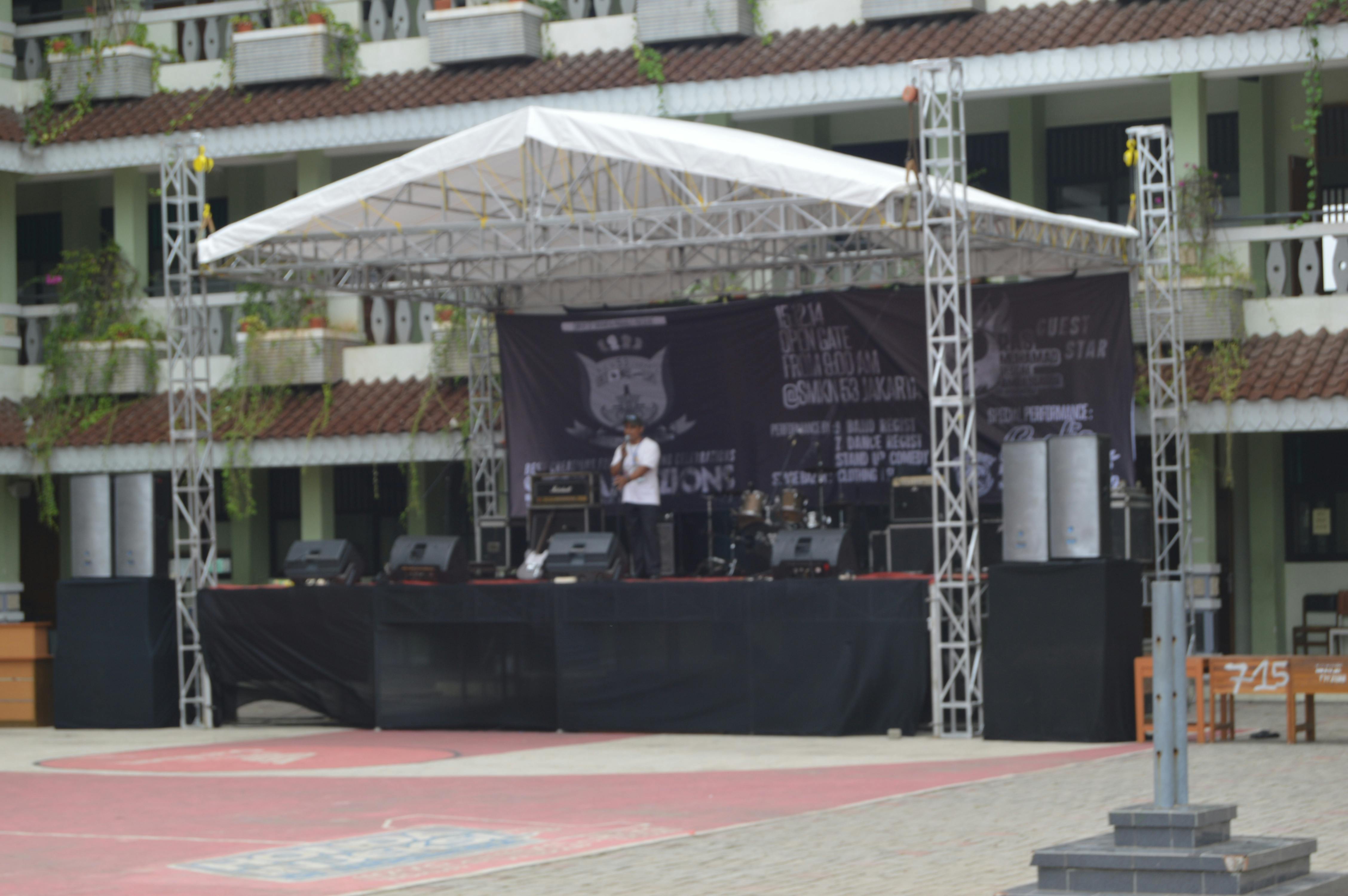 Kehidupan SMA ala MMORPG