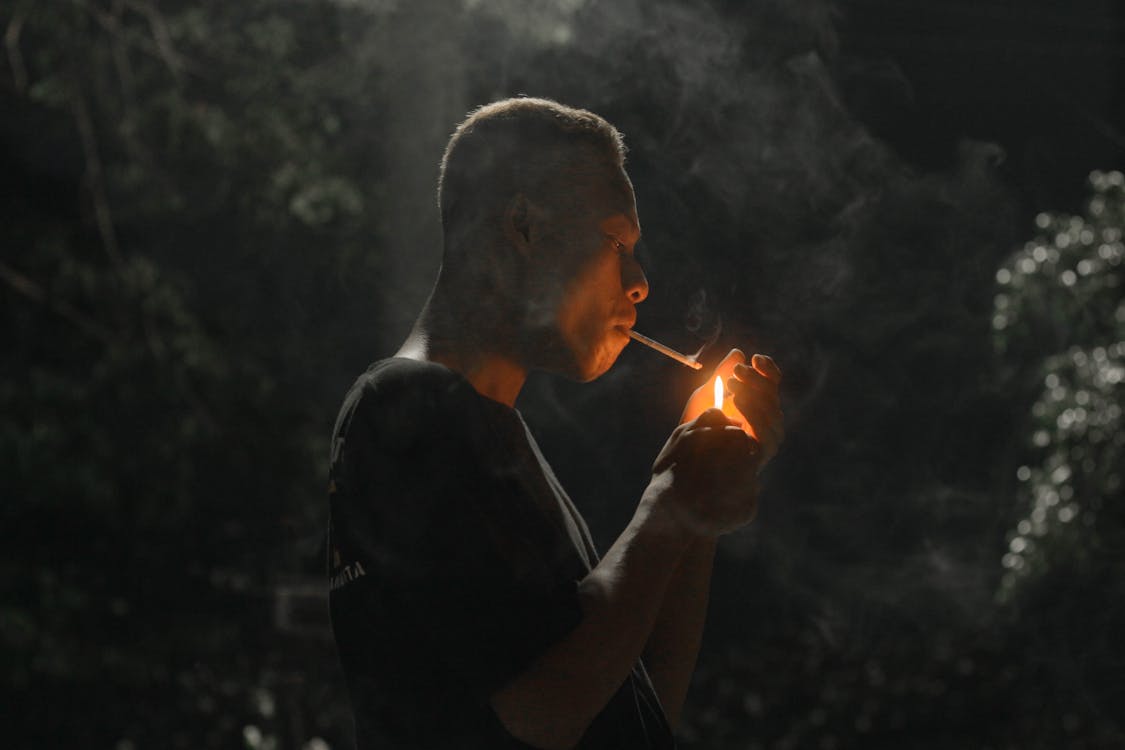 Mengapa Orang Suka Merokok? 🚬