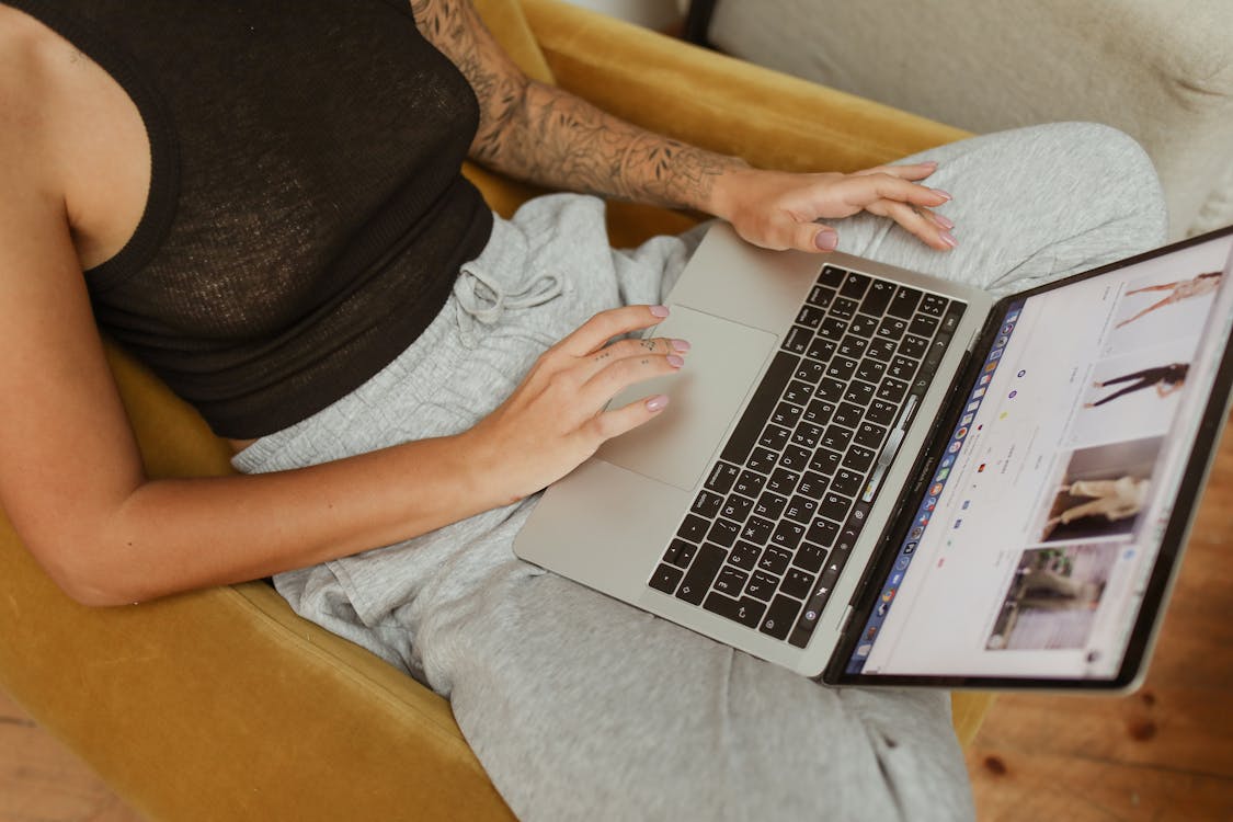3 Tips Belanja Online Aman, Gak Akan Kena Tipu Cuy