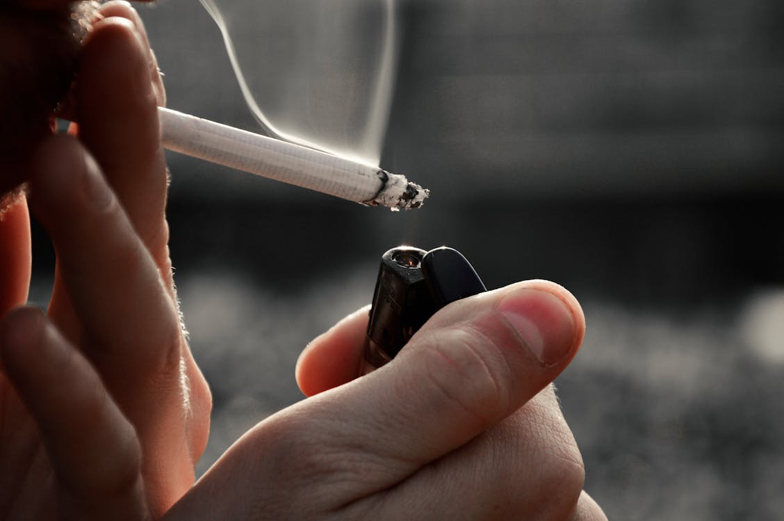 Mengapa Orang Suka Merokok? 🚬