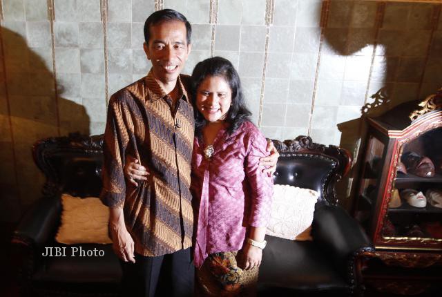 6 ALASAN KENAPA HARUS JOKOWI